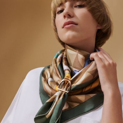 【エレガントさが人気☆】Hermes カレ90 Silla de Gaucho HERMES Silk Silla De Gaucho Scarf 90 Marine Bleu Black